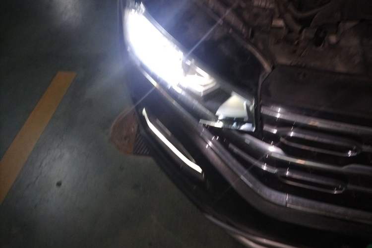 Used Volkswagen Tayron 2019 330TSI Two-Wheel Drive Luxury Model China VI Standard Right Front Headlight