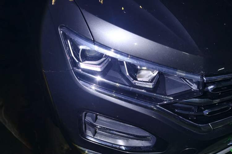 Used Volkswagen Tayron 2019 330TSI Two-Wheel Drive Luxury Model China VI Standard Right Front Headlight