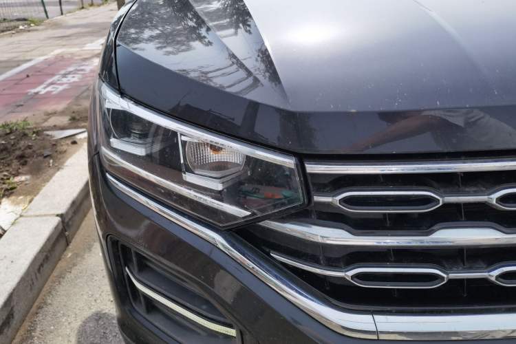 Used Volkswagen Tayron 2019 Teramont Edition 280TSI Two-Wheel Drive Luxury Model China VI Standard Right Front Headlight