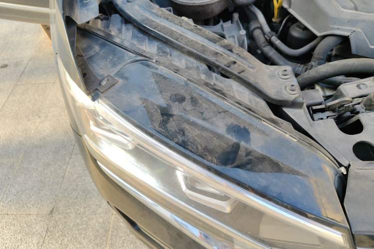 Used Volkswagen Tayron 2019 330TSI Two-Wheel Drive Luxury Model China VI Standard Right Front Headlight