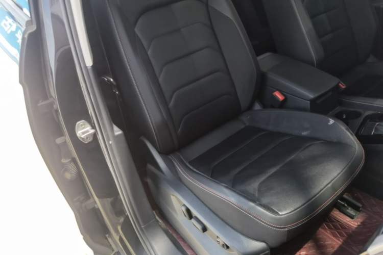 Used Volkswagen Tayron 2019 Teramont Edition 280TSI Two-Wheel Drive Luxury Model China VI Standard Right Front Seat