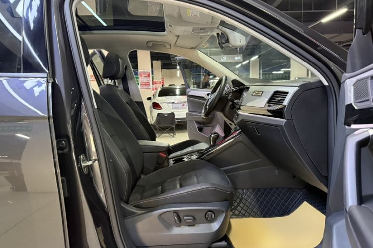 Used Volkswagen Tayron 2019 330TSI Two-Wheel Drive Luxury Model China VI Standard Right Front Seat