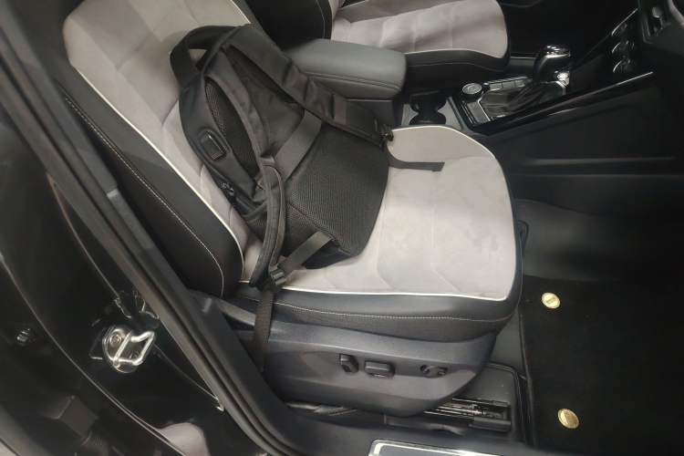 Used Volkswagen Tayron 2019 380TSI All-Wheel Drive R-Line China V-standard Right Front Seat