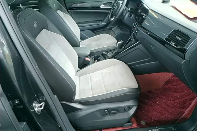 Used Volkswagen Tayron 2019 380TSI All-Wheel Drive R-Line China V-standard Right Front Seat