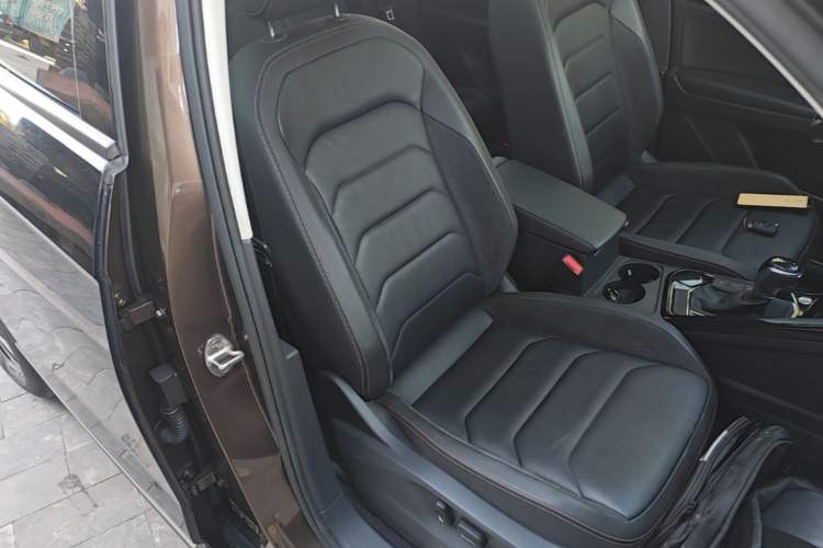 Used Volkswagen Tayron 2019 330TSI Two-Wheel Drive Luxury Model China VI Standard Right Front Seat