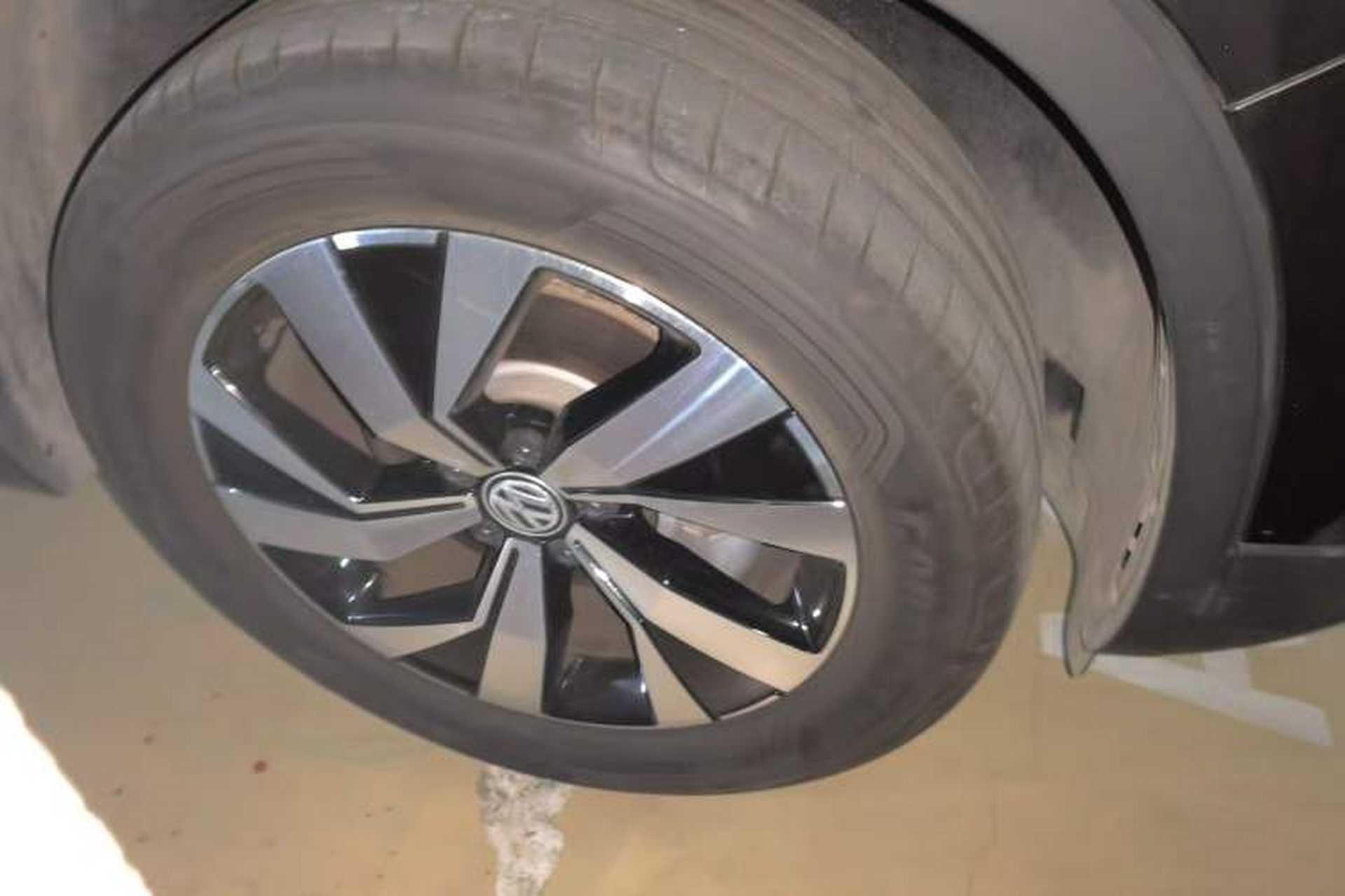 Used Volkswagen Tayron 2019 330TSI Two-Wheel Drive Luxury Model China VI Standard Right Front Wheel Hub