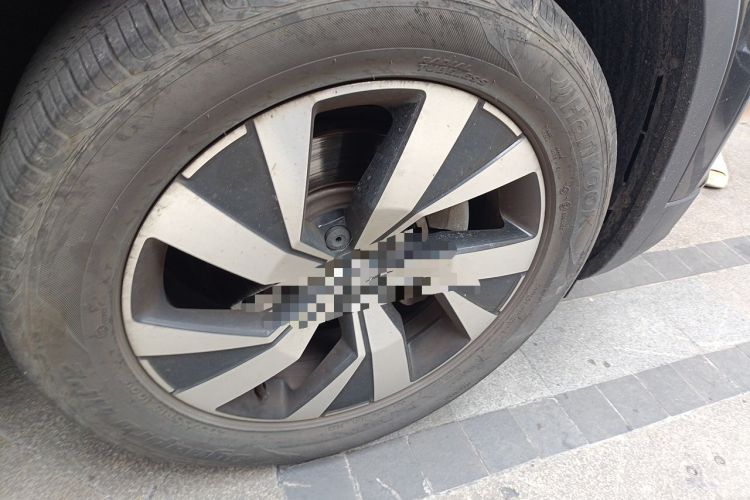 Used Volkswagen Tayron 2019 330TSI Two-Wheel Drive Luxury Model China VI Standard Right Front Wheel Hub