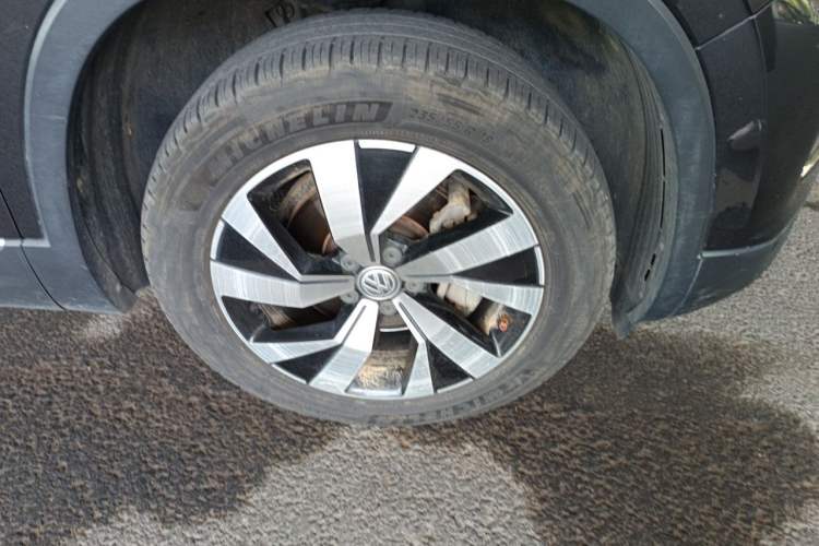 Used Volkswagen Tayron 2019 330TSI Four-Wheel Drive Luxury Version China VI Standard Right Front Wheel Hub