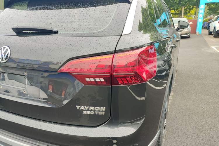 Used Volkswagen Tayron 2019 Teramont Edition 280TSI Two-Wheel Drive Luxury Model China VI Standard Right Rear Taillight