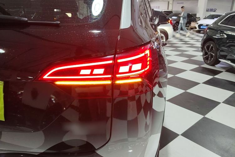Used Volkswagen Tayron 2019 330TSI Four-Wheel Drive Luxury Version China V Standard Right Rear Taillight