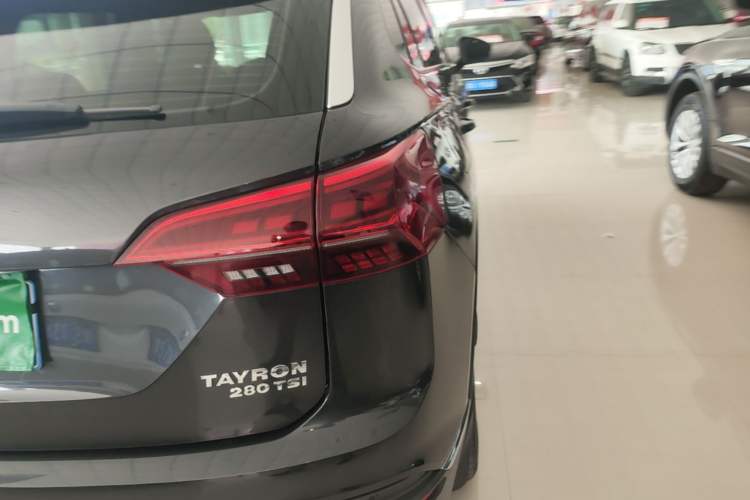 Used Volkswagen Tayron 2019 Teramont Edition 280TSI Two-Wheel Drive Luxury Model China VI Standard Right Rear Taillight