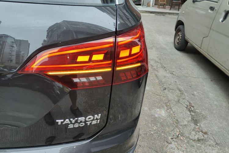 Used Volkswagen Tayron 2019 Teramont Edition 280TSI Two-Wheel Drive Luxury Model China VI Standard Right Rear Taillight