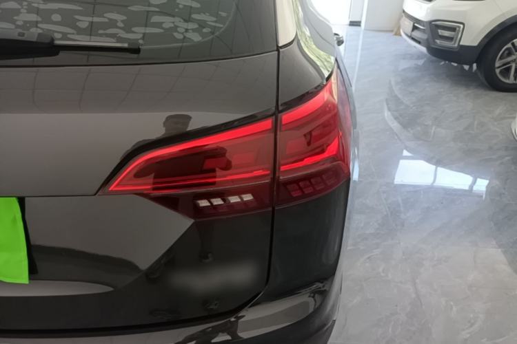 Used Volkswagen Tayron 2019 330TSI Four-Wheel Drive Luxury Version China VI Standard Right Rear Taillight