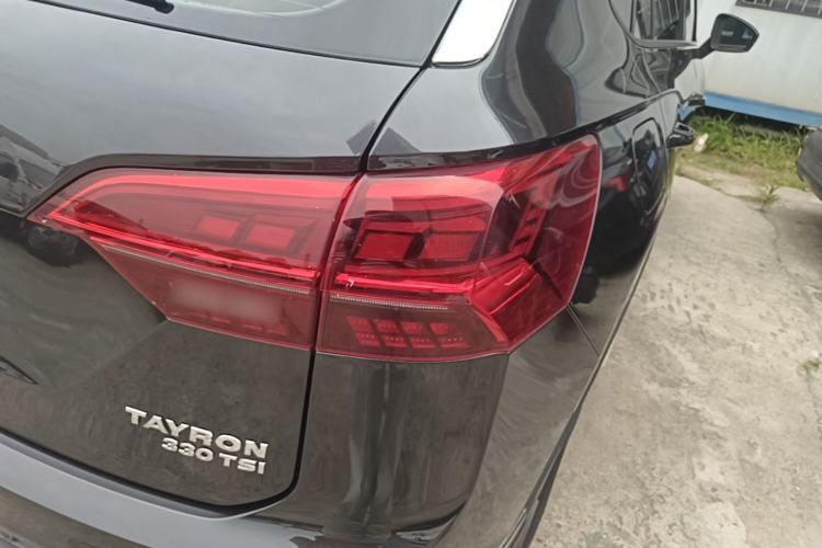 Used Volkswagen Tayron 2019 330TSI Two-Wheel-Drive Luxury Version China V Emission Standard Right Rear Taillight