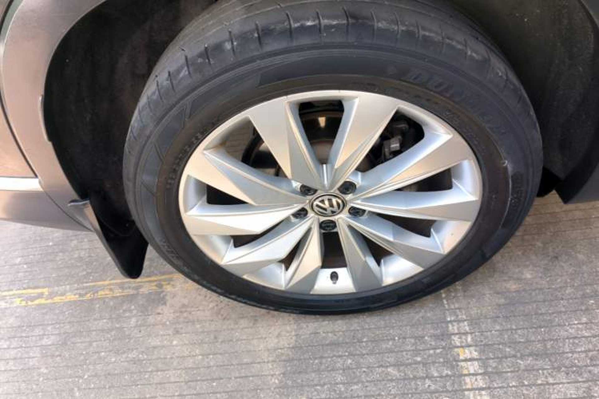 Used Volkswagen Tayron 2019 330TSI Two-Wheel Drive Prestige Version China V Standard Right Rear Wheel Hub