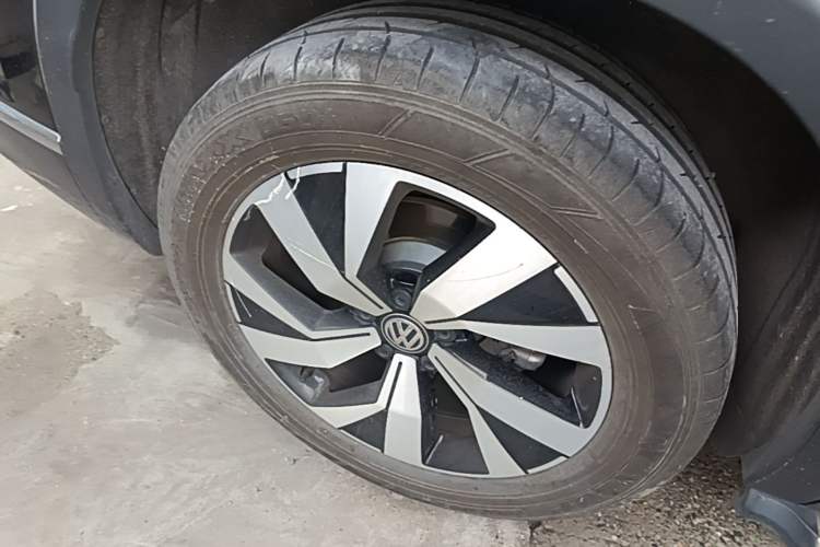 Used Volkswagen Tayron 2019 330TSI Two-Wheel-Drive Luxury Plus China VI Standard Right Rear Wheel Hub