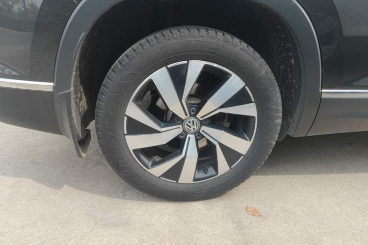 Used Volkswagen Tayron 2019 330TSI Two-Wheel Drive Luxury Model China VI Standard Right Rear Wheel Hub