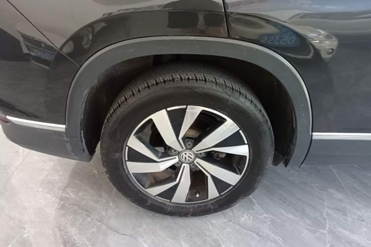 Used Volkswagen Tayron 2019 330TSI Four-Wheel Drive Luxury Version China VI Standard Right Rear Wheel Hub