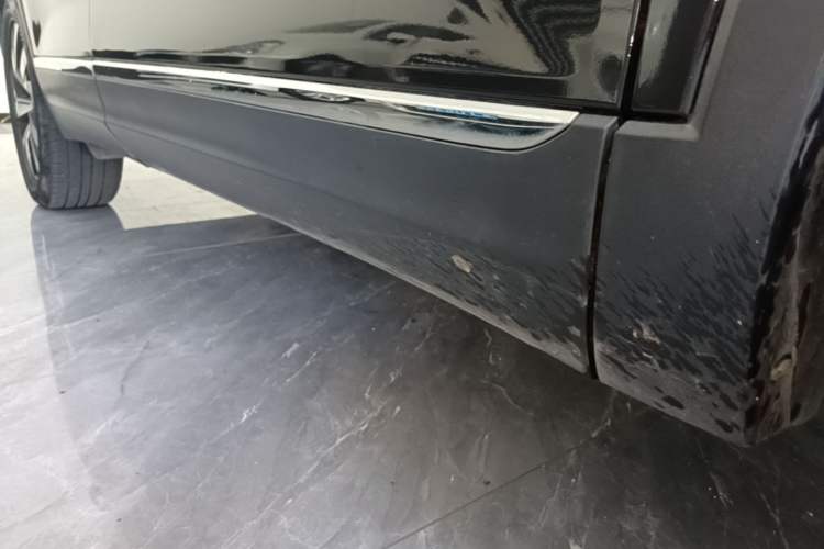 Used Volkswagen Tayron 2019 330TSI Four-Wheel Drive Luxury Version China VI Standard Right Side Sill