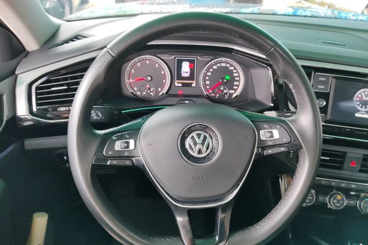 Used Volkswagen Tayron 2019 330TSI Two-Wheel Drive Luxury Model China VI Standard Steering Wheel