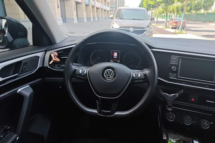 Used Volkswagen Tayron 2019 330TSI Two-Wheel Drive Luxury Model China VI Standard Steering Wheel