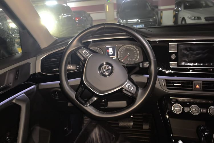 Used Volkswagen Tayron 2019 330TSI Two-Wheel Drive Luxury Model China VI Standard Steering Wheel