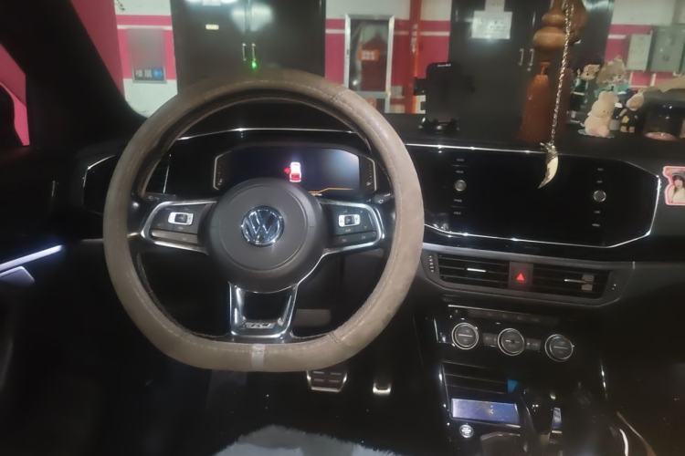 Used Volkswagen Tayron 2019 380TSI Four-Wheel Drive R-Line China VI-standard Steering Wheel