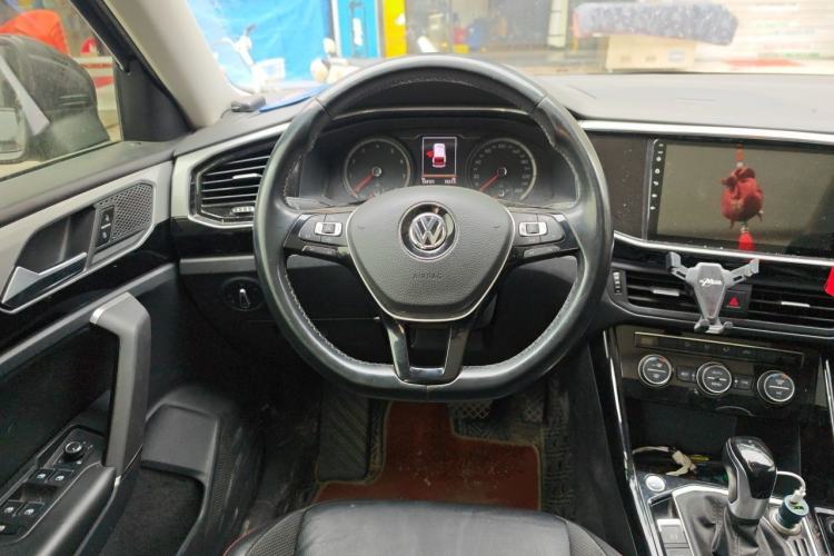 Used Volkswagen Tayron 2019 330TSI Two-Wheel Drive Luxury Model China VI Standard Steering Wheel