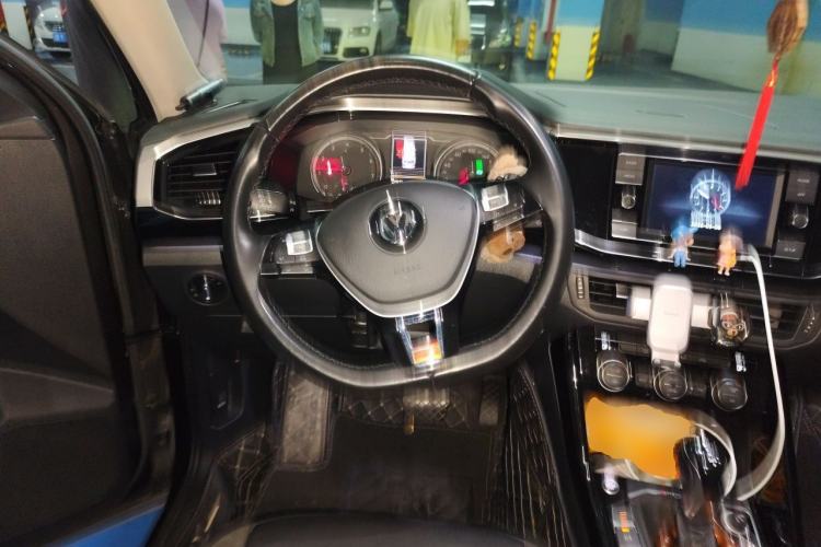 Used Volkswagen Tayron 2019 330TSI Four-Wheel Drive Luxury Version China VI Standard Steering Wheel