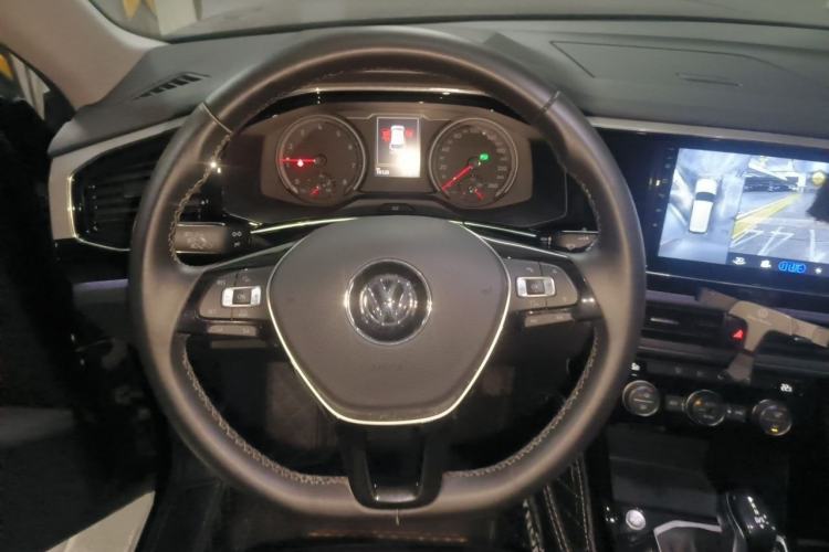 Used Volkswagen Tayron 2019 330TSI Two-Wheel Drive Luxury Model China VI Standard Steering Wheel