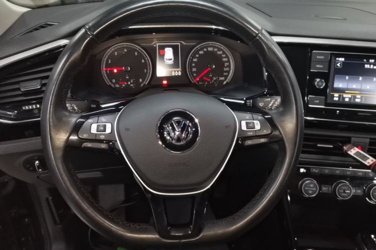 Used Volkswagen Tayron 2019 330TSI Two-Wheel Drive Luxury Model China VI Standard Steering Wheel
