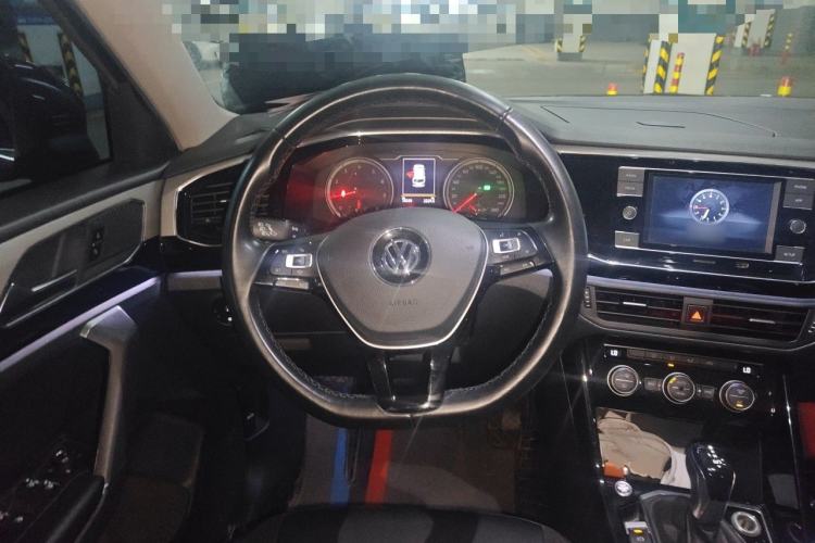 Used Volkswagen Tayron 2019 330TSI Two-Wheel Drive Luxury Model China VI Standard Steering Wheel