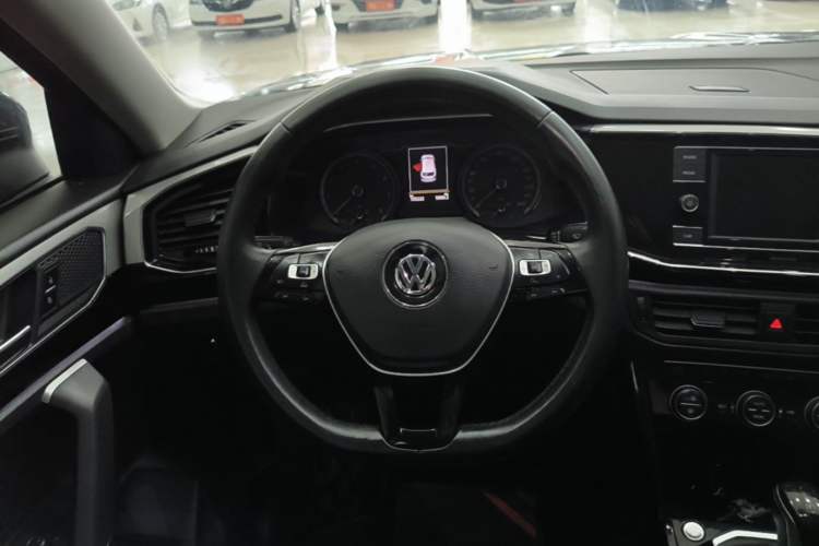 Used Volkswagen Tayron 2019 330TSI Two-Wheel Drive Luxury Model China VI Standard Steering Wheel
