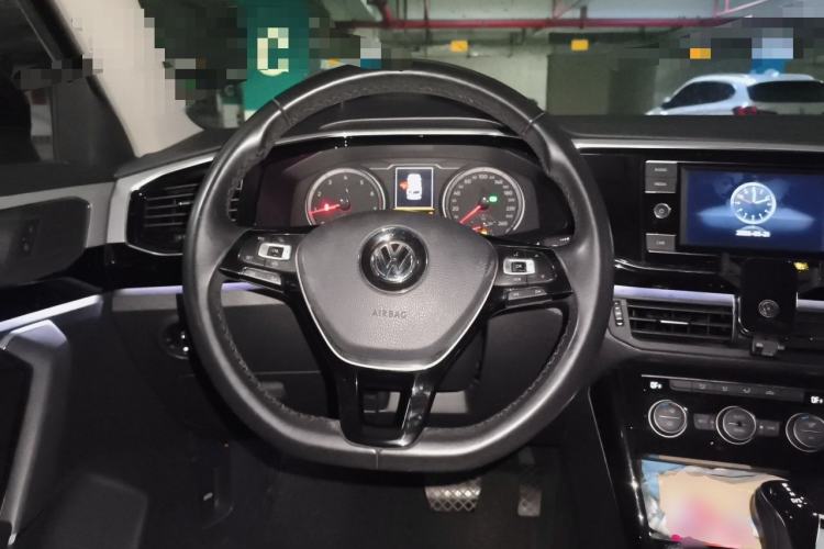 Used Volkswagen Tayron 2019 330TSI Two-Wheel Drive Luxury Model China VI Standard Steering Wheel