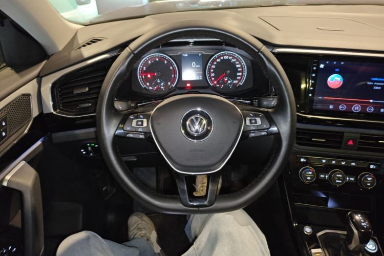 Used Volkswagen Tayron 2019 330TSI Two-Wheel Drive Luxury Model China VI Standard Steering Wheel