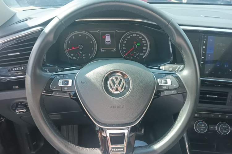 Used Volkswagen Tayron 2019 330TSI Two-Wheel Drive Luxury Model China VI Standard Steering Wheel