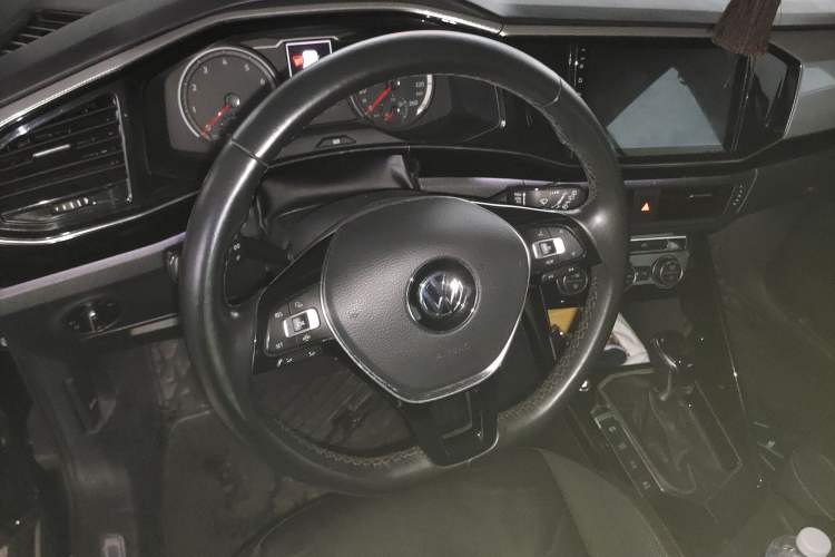 Used Volkswagen Tayron 2019 330TSI Two-Wheel Drive Luxury Model China VI Standard Steering Wheel
