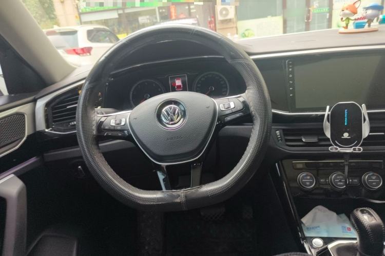 Used Volkswagen Tayron 2019 Teramont Edition 280TSI Two-Wheel Drive Luxury Model China VI Standard Steering Wheel