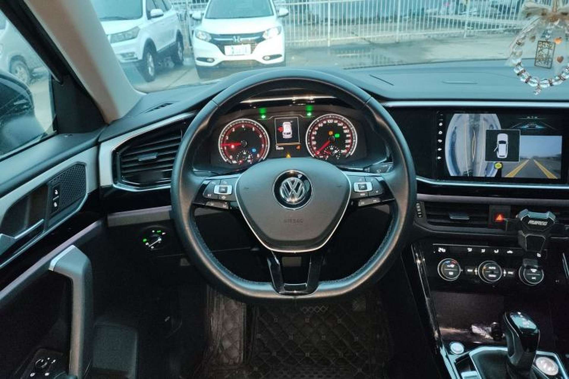 Used Volkswagen Tayron 2019 330TSI Two-Wheel Drive Luxury Model China VI Standard Steering Wheel