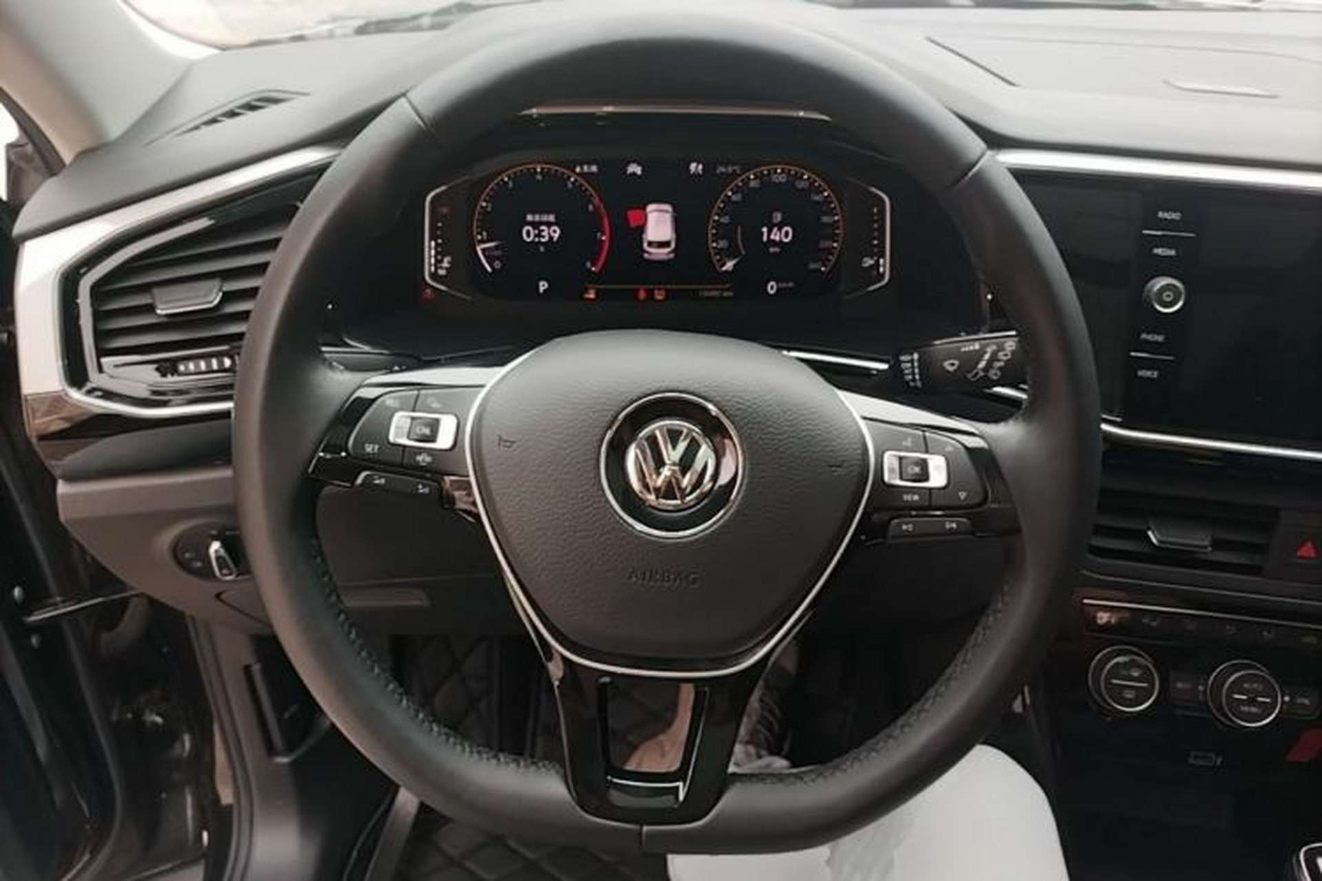 Used Volkswagen Tayron 2019 330TSI Two-Wheel-Drive Luxury Plus China VI Standard Steering Wheel