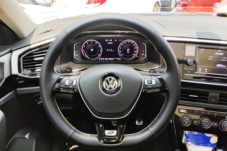 Used Volkswagen Tayron 2019 330TSI Two-Wheel Drive Luxury Model China VI Standard Steering Wheel