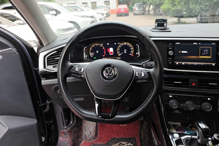 Used Volkswagen Tayron 2019 330TSI Two-Wheel-Drive Luxury Plus China VI Standard Steering Wheel