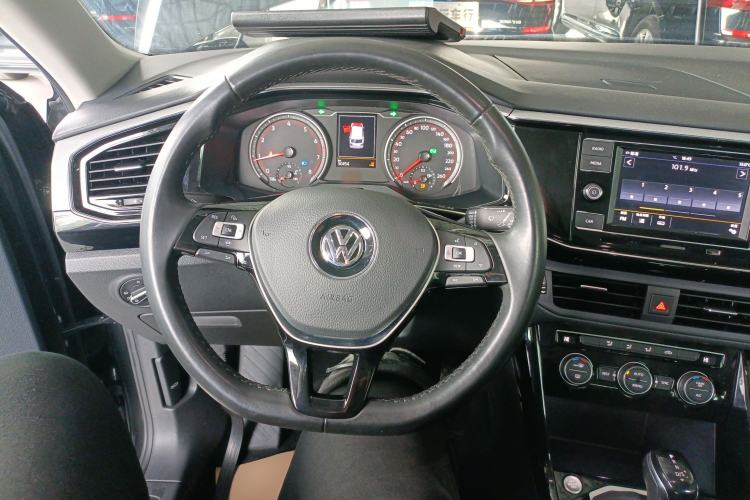 Used Volkswagen Tayron 2019 330TSI Two-Wheel Drive Luxury Model China VI Standard Steering Wheel
