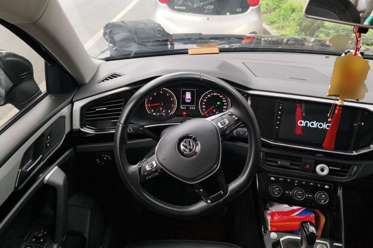 Used Volkswagen Tayron 2019 330TSI Two-Wheel Drive Luxury Model China VI Standard Steering Wheel