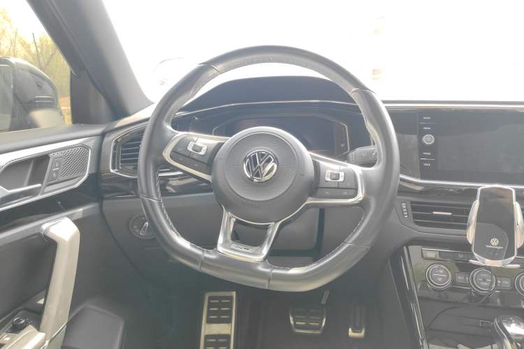 Used Volkswagen Tayron 2019 380TSI Four-Wheel Drive R-Line China VI-standard Steering Wheel
