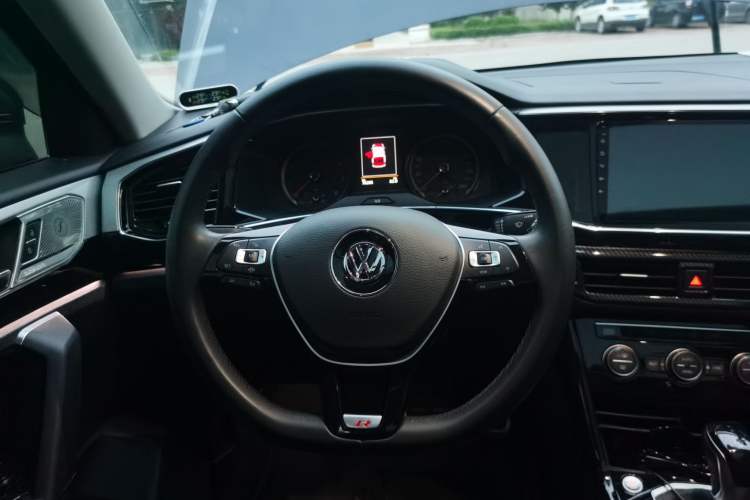 Used Volkswagen Tayron 2019 Teramont Edition 280TSI Two-Wheel Drive Luxury Model China VI Standard Steering Wheel