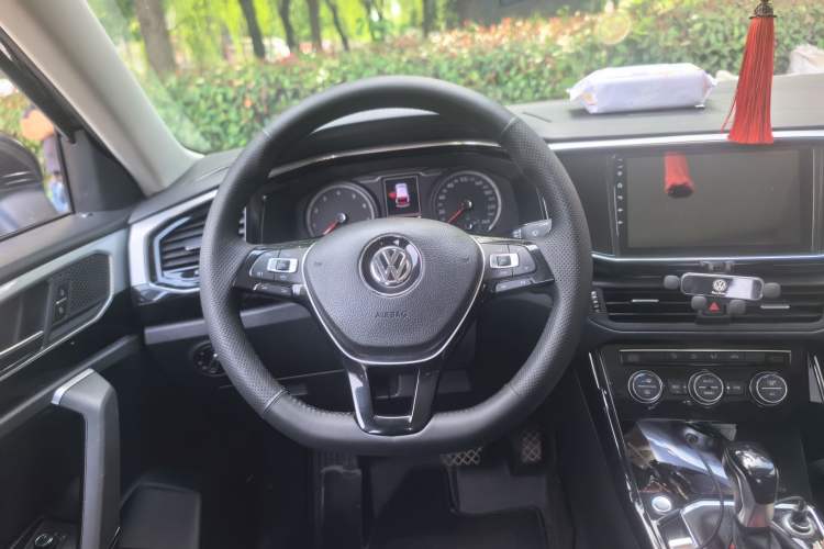 Used Volkswagen Tayron 2019 Teramont Edition 280TSI Two-Wheel Drive Luxury Model China VI Standard Steering Wheel