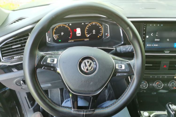 Used Volkswagen Tayron 2019 330TSI Two-Wheel Drive Luxury Model China VI Standard Steering Wheel
