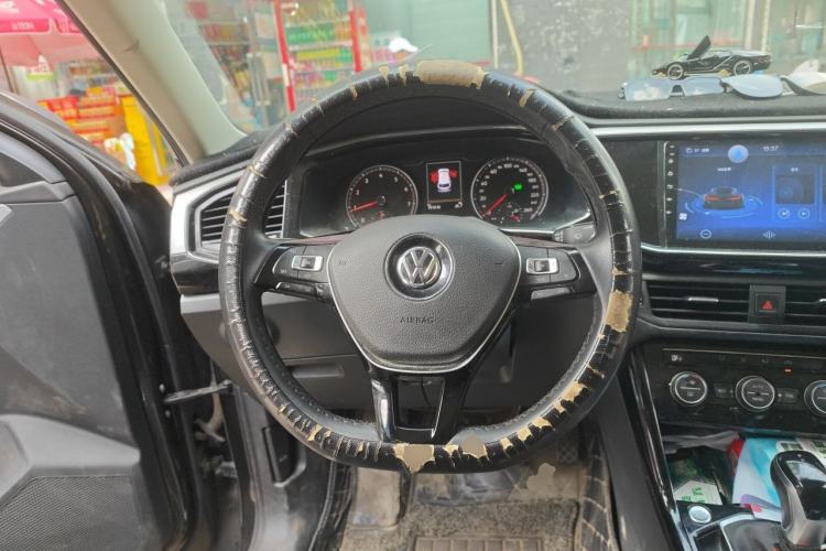 Used Volkswagen Tayron 2019 330TSI Two-Wheel Drive Luxury Model China VI Standard Steering Wheel