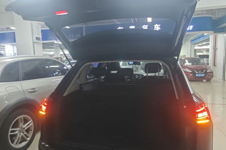 Used Volkswagen Tayron 2019 330TSI Two-Wheel-Drive Luxury Version China V Emission Standard Trunk